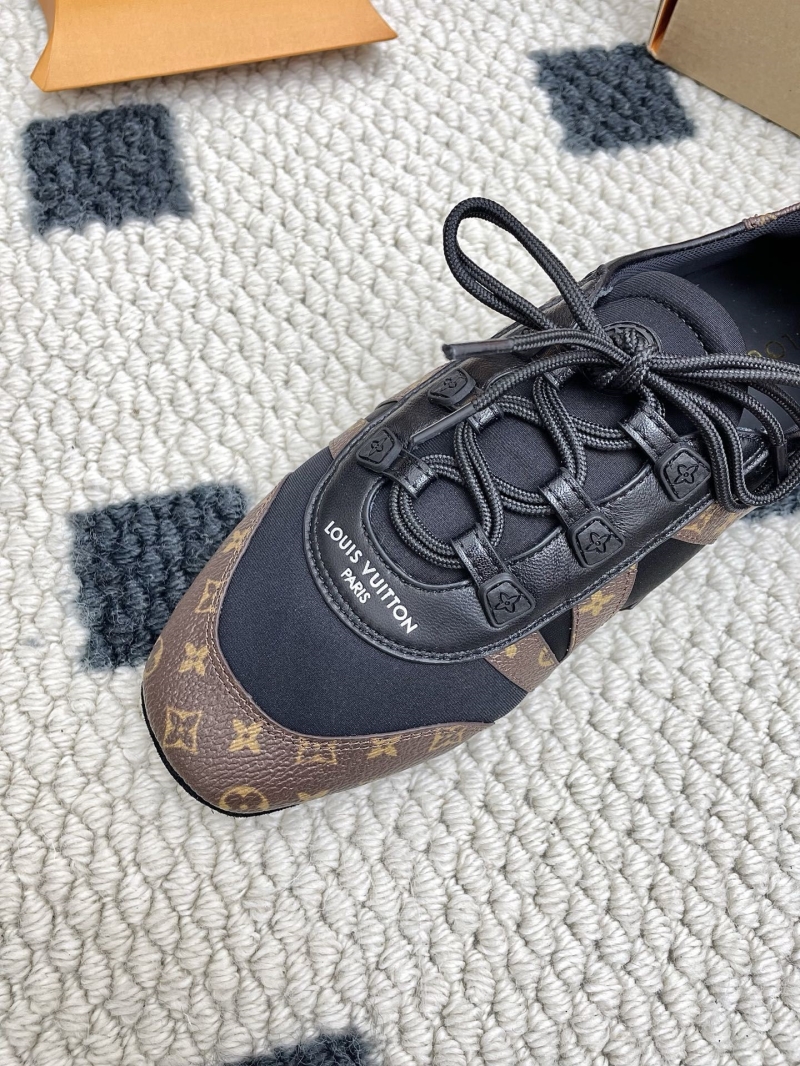 l0vis Vvtt0n trainer sneaker